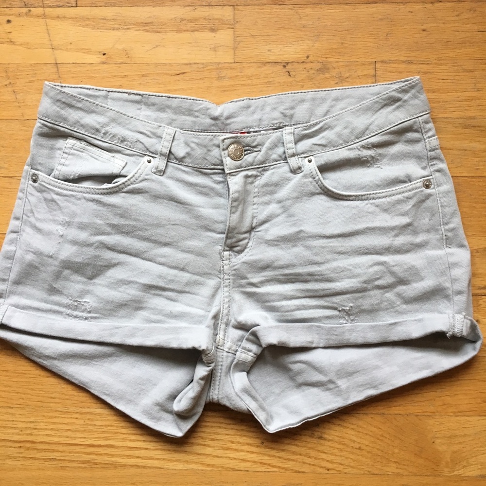 Light grey denim shorts